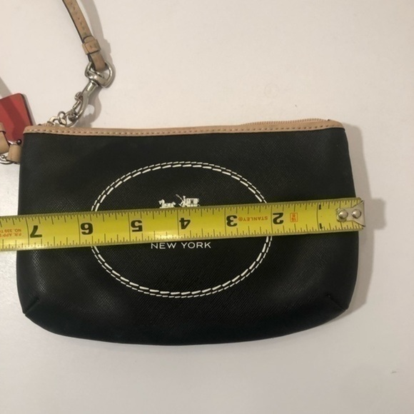 Coach horse and carriage wristlet